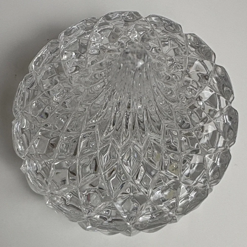 Godinger Crystal Hershey's Kiss covered candy dish. D28